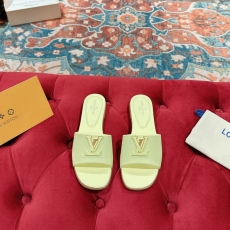 Louis Vuitton Slippers